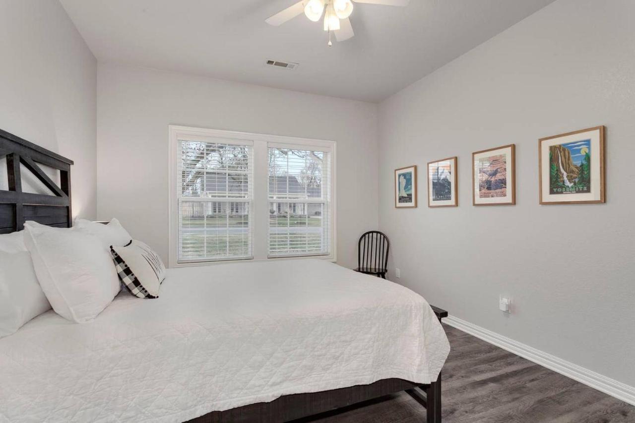 Modern Farmhouse - 2 Minute Bike To Slaughter Pen Trailhead - Dtwn Bentonville Exterior photo